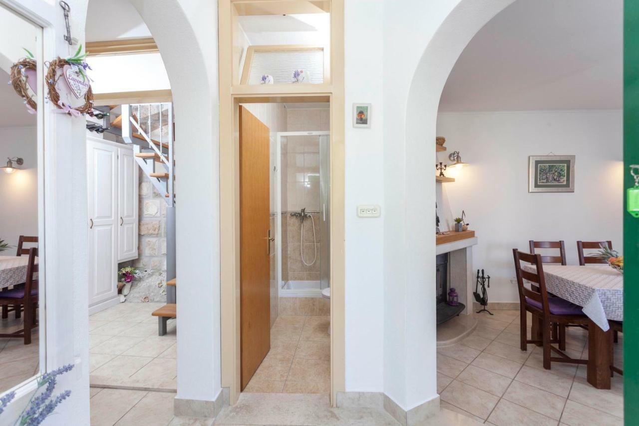 Holiday Home Lavanda Grubisic Tučepi Extérieur photo